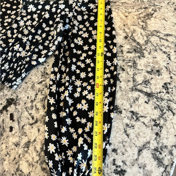 Topshop Long Sleeved Retro Floral Print Crop Top Women’s Size 6 - Picture 11 of 14